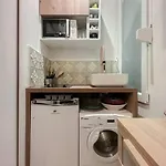 Charming Studio In The Center Of Paris